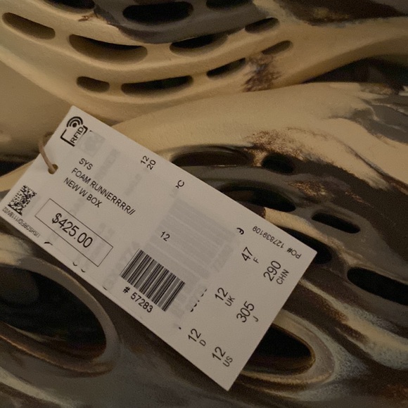 Yezzy foam runners - Picture 2 of 3